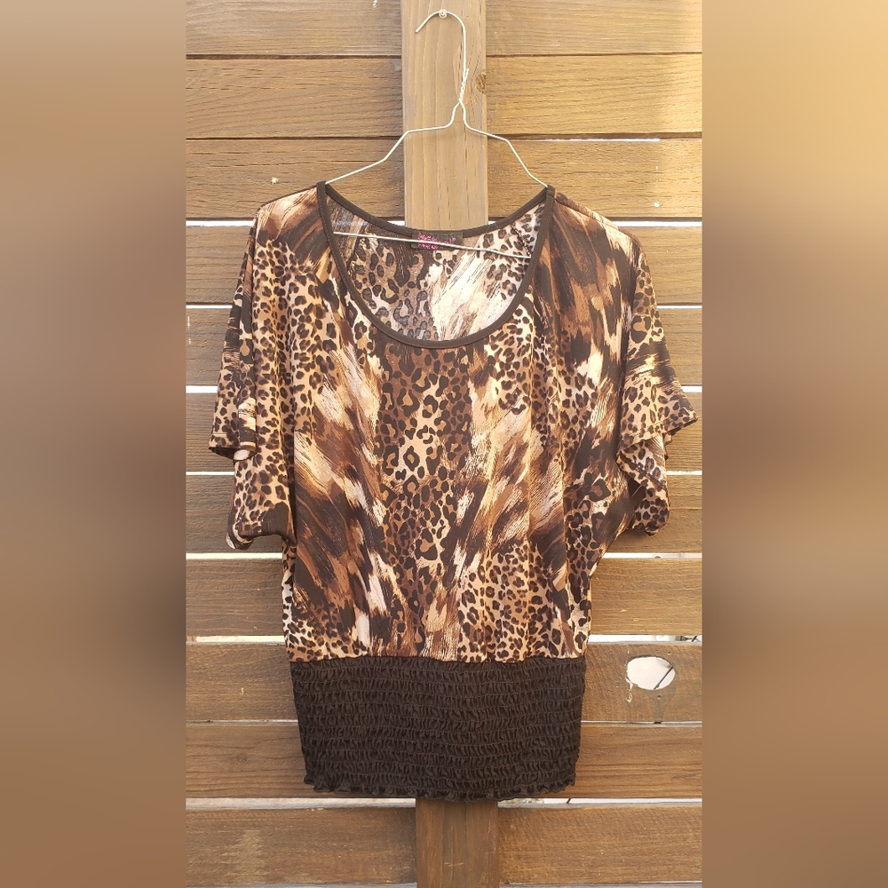 Agenda Brown and Black Boxy Short Sleeve Blouse